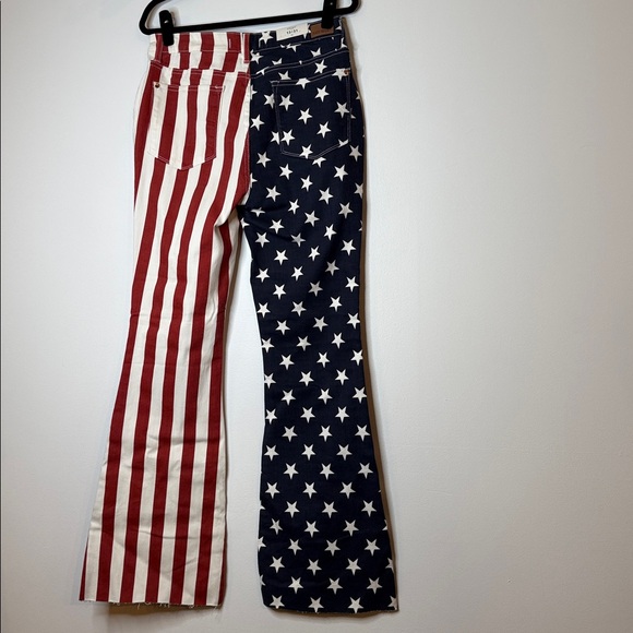 NWT Judy Blue high waist bell bottom USA flag jeans size 13/31 July 4th flare - Picture 7 of 13